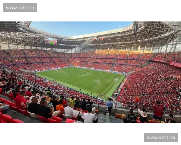 围绕2001赛季足球联赛的发展历程与精彩赛事全面全景深度解析 围绕2001赛季足球联赛的发展历程与精彩赛事全面全景深度解析