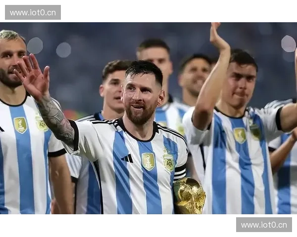 世界杯赛场惊现冷门逆袭，黑马球队书写历史新篇章